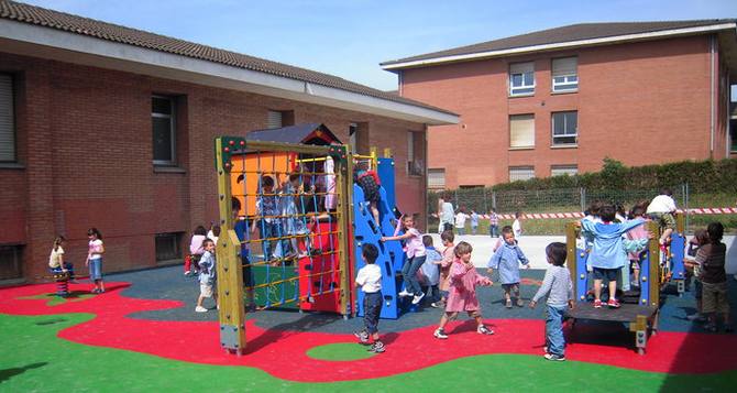 Parques infantiles para guarderías y escuelas infantiles